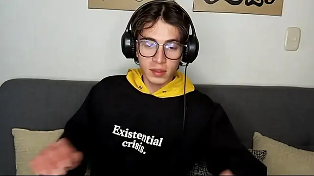 Norehg online show from October 3, 8:43 pm