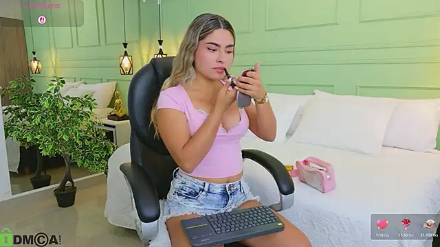 kataliina   online show from March 10, 11:58 am