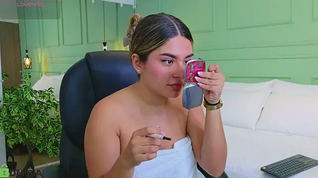 kataliina   online show from April 1, 11:55 am