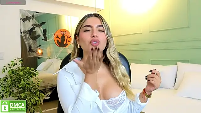 kataliina   online show from October 27, 11:55 am