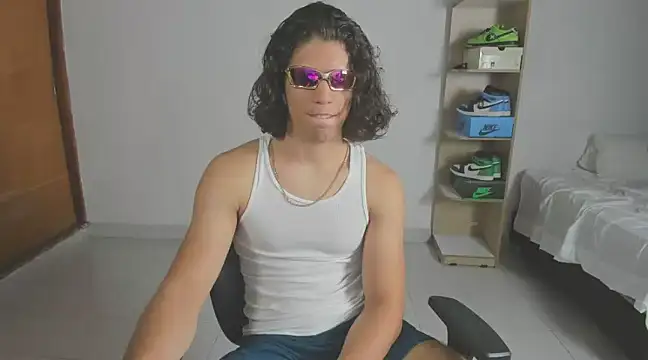 imtonny19 online show from February 26, 2:08 am