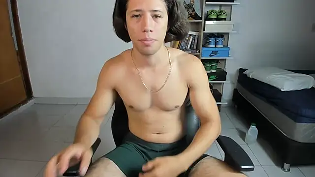 imtonny19 online show from October 31, 2:57 pm