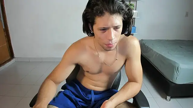 imtonny19 online show from November 2, 3:11 am