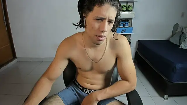 imtonny19 online show from November 12, 11:08 pm