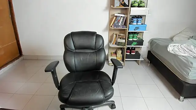 imtonny19 online show from November 23, 3:49 am