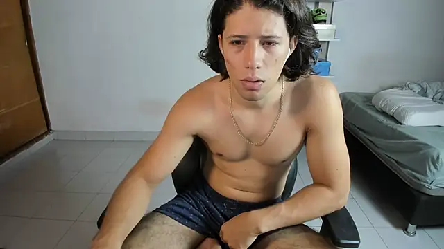 imtonny19 online show from November 26, 2:39 pm