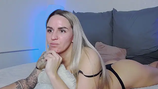 SofiJames online show from November 28, 6:46 am