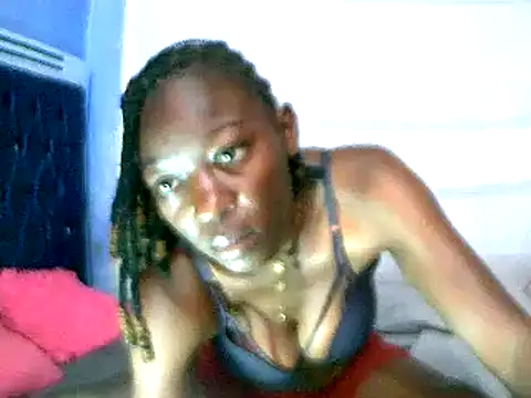 Snapshot of Ebonybrez chatting on February 13, 8:14 am Ebonybrez online show from February 13, 8:14 am