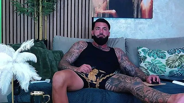masterkingofmusclee online show from July 20, 8:22 am