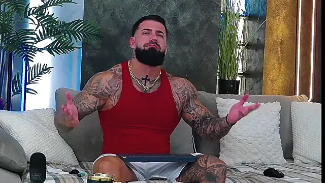 masterkingofmusclee online show from October 20, 10:49 am