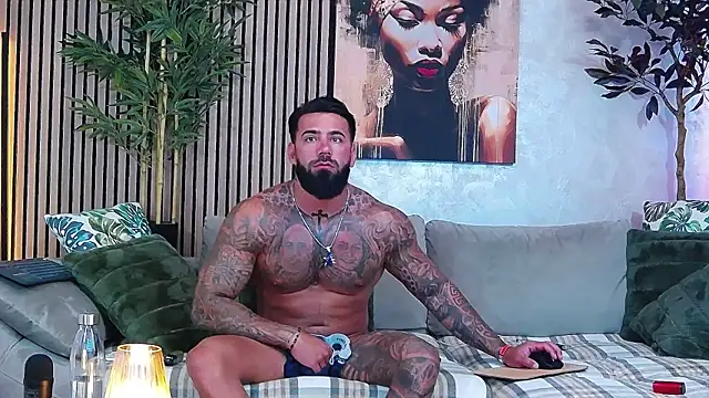 masterkingofmusclee online show from May 5, 11:13 am