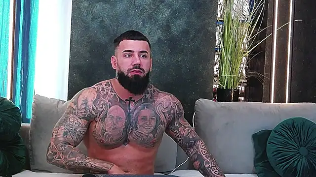 masterkingofmusclee online show from January 24, 10:11 am
