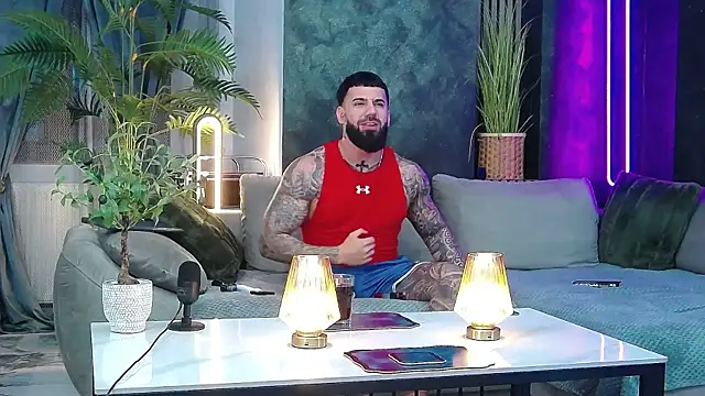 masterkingofmusclee online show from March 3, 8:38 pm