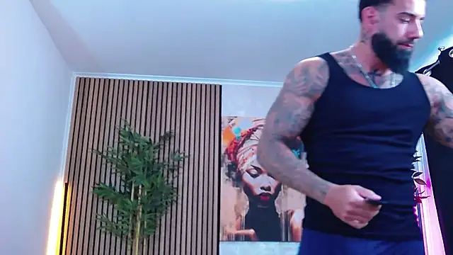 masterkingofmusclee online show from May 4, 7:55 am