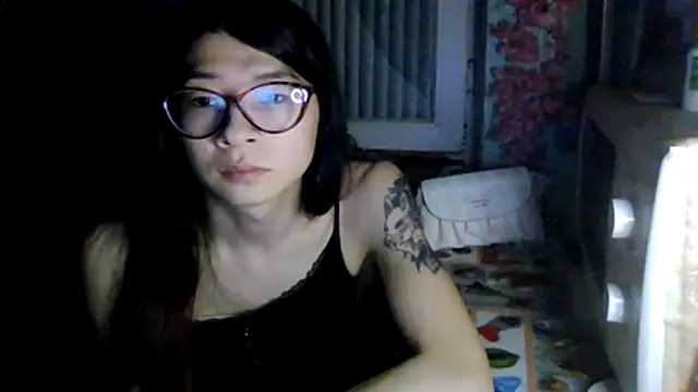 CarlyJoy online show from March 24, 5:57 pm