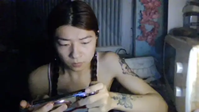 CarlyJoy online show from July 16, 5:32 pm