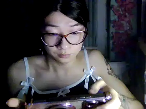 CarlyJoy online show from March 29, 3:57 pm