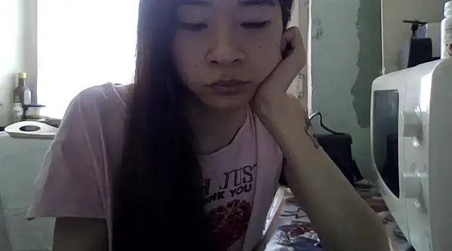 Snapshot of CarlyJoy chatting on March 15, 11:29 am CarlyJoy online show from March 15, 11:29 am