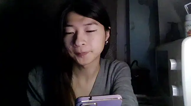 Snapshot of CarlyJoy chatting on March 9, 2:32 pm CarlyJoy online show from March 9, 2:32 pm