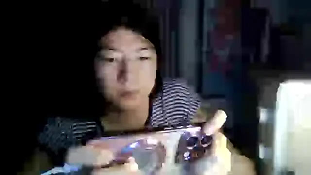 CarlyJoy online show from May 31, 6:09 pm