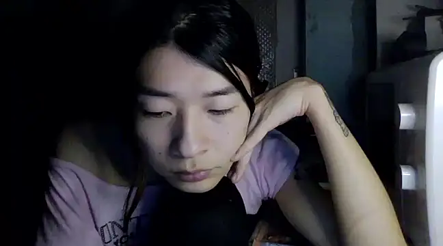 Snapshot of CarlyJoy chatting on March 22, 3:42 pm CarlyJoy online show from March 22, 3:42 pm