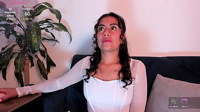 im amber online show from November 5, 1:47 pm