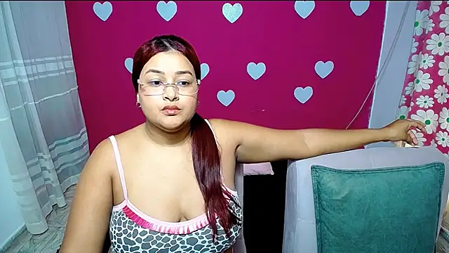 Snapshot of violeta_rous chatting on May 14, 3:31 pm violeta rous online show from May 14, 3:31 pm