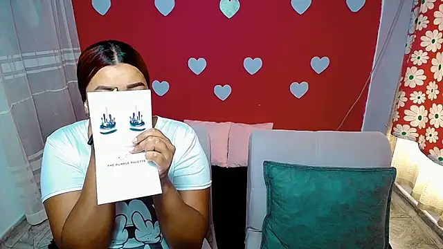 Snapshot of violeta_rous chatting on June 3, 3:06 pm violeta rous online show from June 3, 3:06 pm
