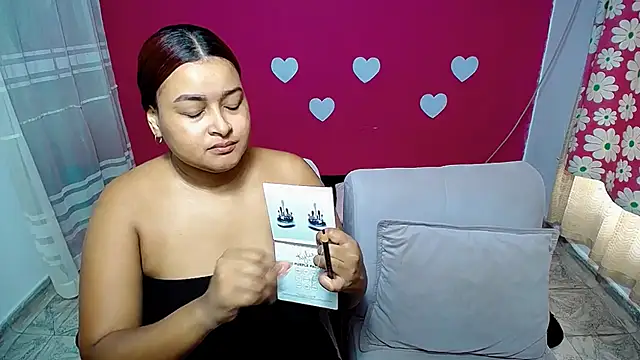Snapshot of violeta_rous chatting on May 28, 1:06 pm violeta rous online show from May 28, 1:06 pm