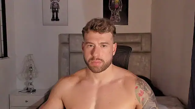 paul rogerr online show from December 13, 8:59 pm