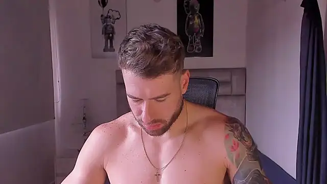 paul rogerr online show from November 4, 12:53 pm