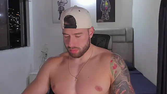 paul rogerr online show from February 10, 11:59 pm