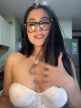 Snapshot of Natha_Fantasy chatting on December 16, 2:38 am Natha Fantasy online show from December 16, 2:38 am