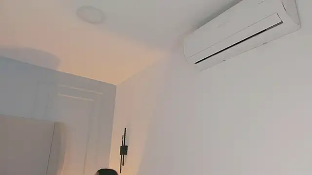 chloe d online show from March 24, 11:43 am