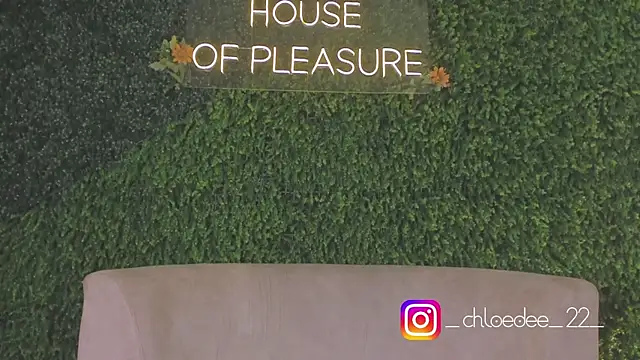 Snapshot of chloe_d chatting on October 5, 2:30 pm chloe d online show from October 5, 2:30 pm