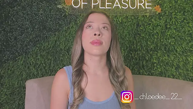 Snapshot of chloe_d chatting on September 26, 12:01 pm chloe d online show from September 26, 12:01 pm