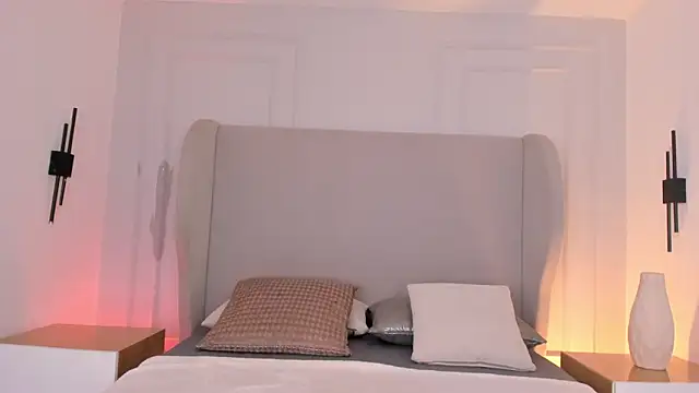 chloe d online show from November 28, 12:27 pm