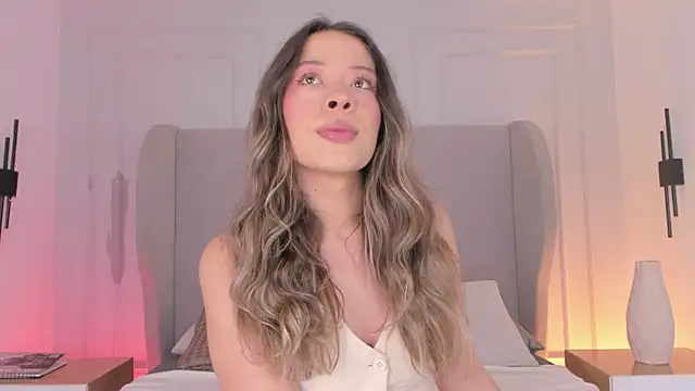 chloe d online show from October 30, 11:52 am