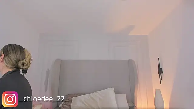 chloe d online show from January 10, 12:11 pm