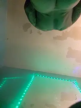 deepstroker42071 online show from February 6, 1:10 pm