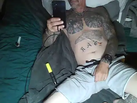 deepstroker42071 online show from May 12, 9:59 am