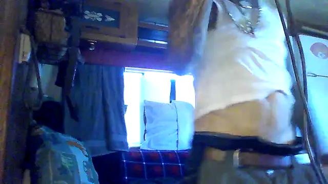 deepstroker42071 online show from March 11, 10:48 pm