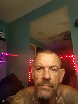 deepstroker42071 online show from December 6, 9:15 am