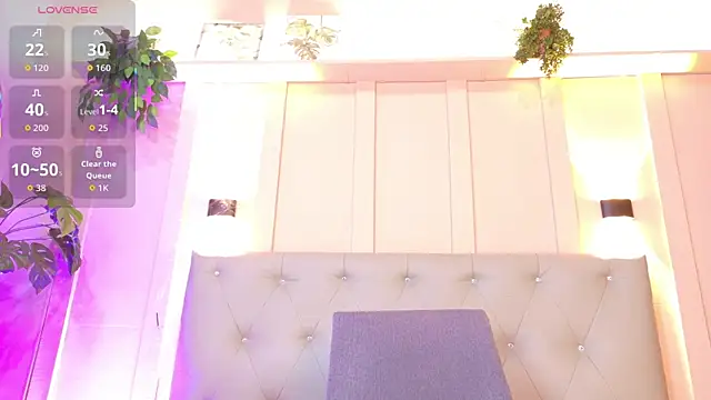 sofiaa ebony online show from November 6, 1:26 pm