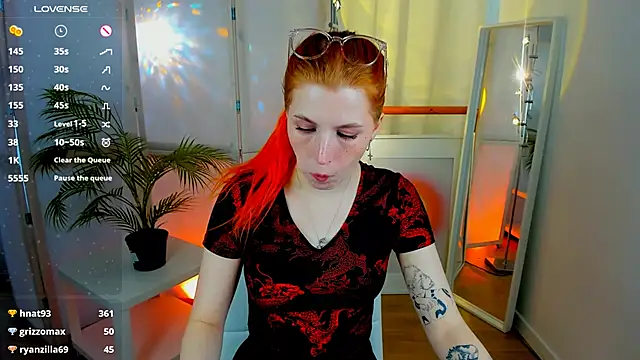 Snapshot of Mira__Blush chatting on February 28, 9:58 am Mira Blush online show from February 28, 9:58 am