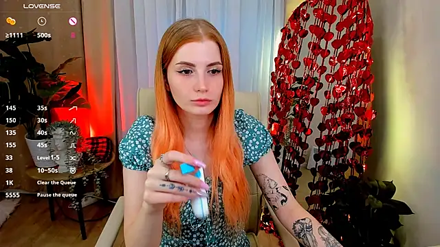 Snapshot of Mira__Blush chatting on February 14, 12:36 pm Mira Blush online show from February 14, 12:36 pm