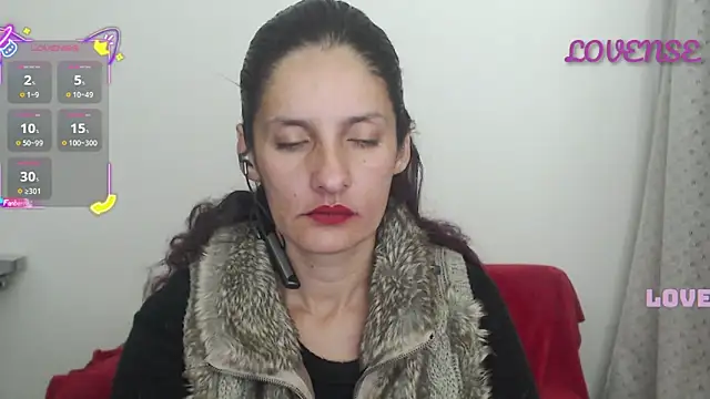 Snapshot of catalina_duran1 chatting on November 30, 5:08 am catalina duran1 online show from November 30, 5:08 am