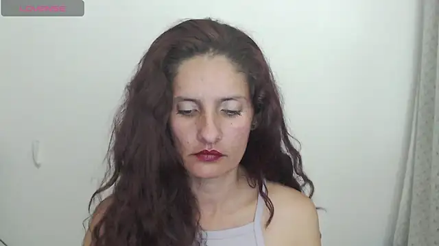 Snapshot of catalina_duran1 chatting on July 5, 6:42 am catalina duran1 online show from July 5, 6:42 am
