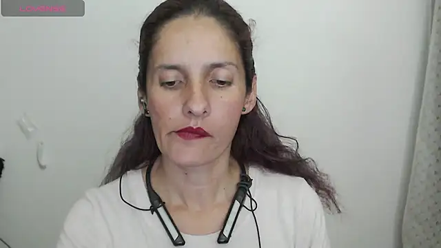 Snapshot of catalina_duran1 chatting on July 15, 4:52 am catalina duran1 online show from July 15, 4:52 am