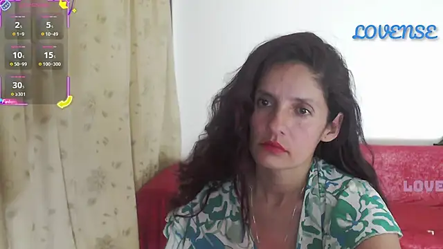 Snapshot of catalina_duran1 chatting on November 9, 6:39 am catalina duran1 online show from November 9, 6:39 am